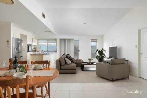 Property photo of 61 Summer Way Tin Can Bay QLD 4580