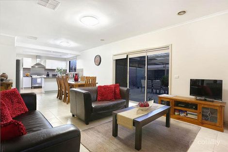 Property photo of 5 Santolin Drive Hillside VIC 3037