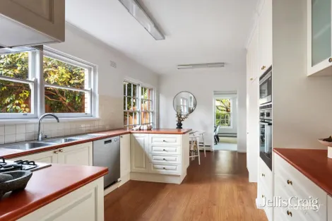 Property photo of 8A Uonga Road Bentleigh VIC 3204