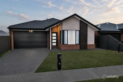 8 Carex St, Yarrawonga, VIC 3730