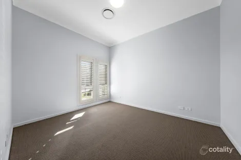 Property photo of 19 Gloaming Street Box Hill NSW 2765