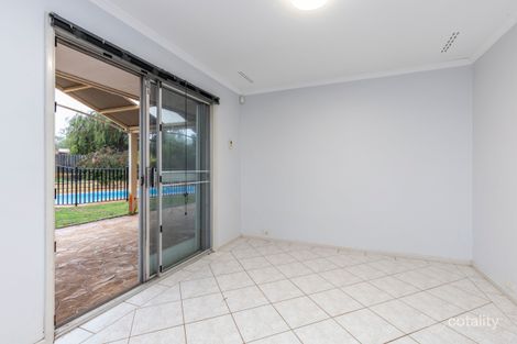Property photo of 5 Ashurst Place Huntingdale WA 6110