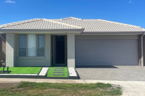 22 Dulcis St, Manor Lakes, VIC 3024