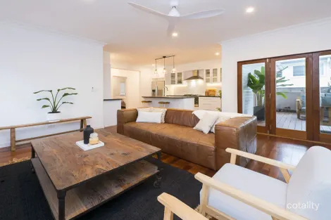 Property photo of 10 Deborah Street Geebung QLD 4034