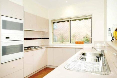 Property photo of 32 Vaughan Crescent Kew VIC 3101