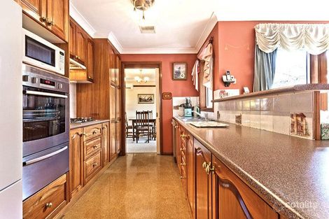 Property photo of 1 Eucalypt Rise Jerrabomberra NSW 2619