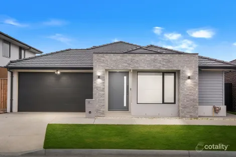 30 Proserpine Cres, Donnybrook, VIC 3064