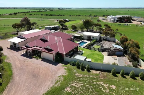Property photo of 5256 Copper Coast Highway New Town SA 5554