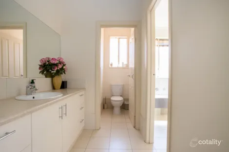 Property photo of 5256 Copper Coast Highway New Town SA 5554