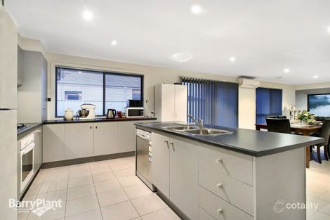 Property photo of 13 Bluehills Boulevard Pakenham VIC 3810