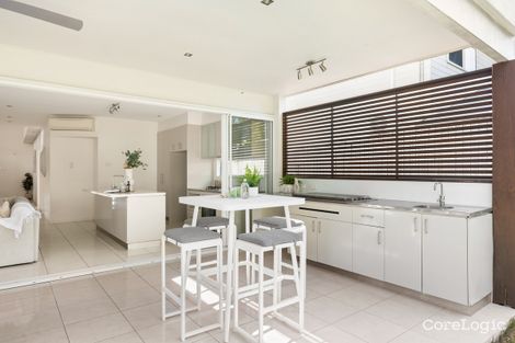 Property photo of 172 Morehead Avenue Norman Park QLD 4170