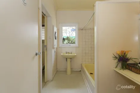 Property photo of 5609 Princes Highway Boorcan VIC 3265