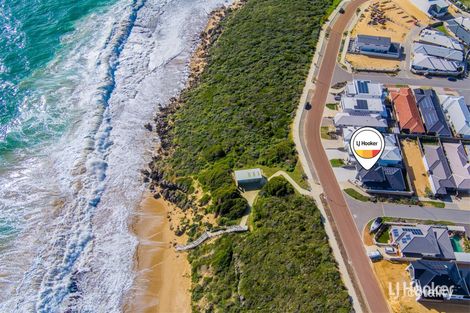 34 Acerosa Bvd, Halls Head, WA 6210