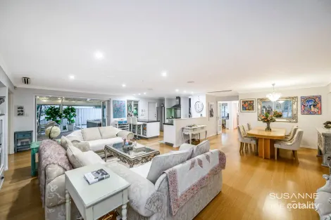 Property photo of 44 Sampson Road Kalamunda WA 6076