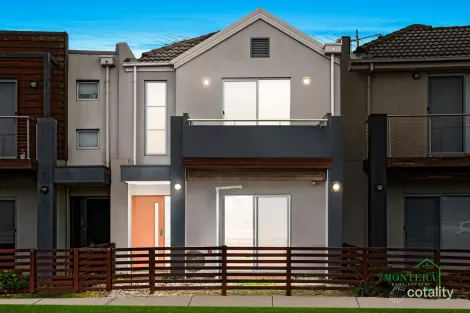 9/8 Moresby Ct, Craigieburn, VIC 3064
