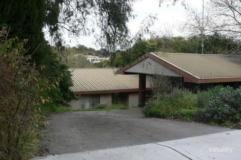 Property photo of 18 McNabb Street Berwick VIC 3806