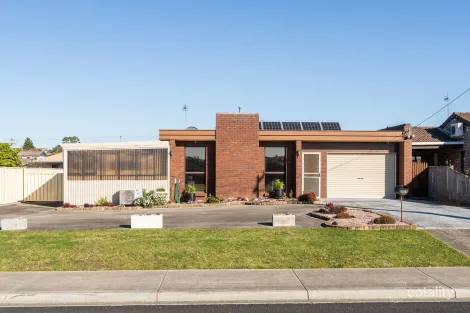 Property photo of 24 Roberts Court Devonport TAS 7310