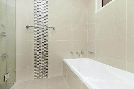 Property photo of 3 Alana Close Cameron Park NSW 2285
