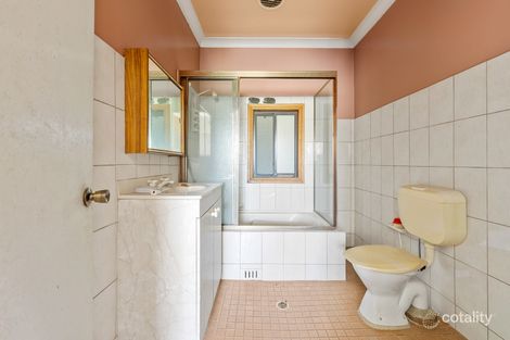 Property photo of 16 Torwood Street Warrimoo NSW 2774