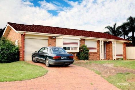 28 Elliot Pl, St Helens Park, NSW 2560