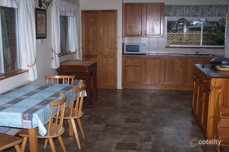 Property photo of 14 Rest Point Parade Tuncurry NSW 2428