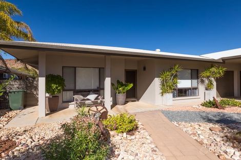 Property photo of 39 Eagle Court Desert Springs NT 0870