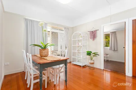 Property photo of 7 Matthew Flinders Drive Cooee Bay QLD 4703