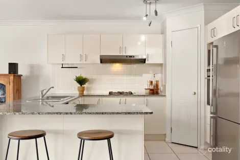 Property photo of 14 Brothers Court Cameron Park NSW 2285