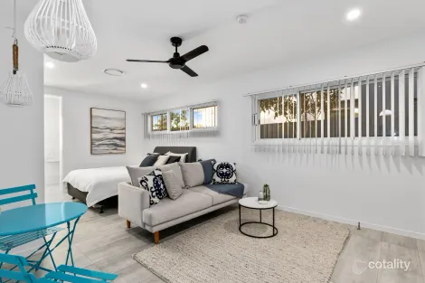 Property photo of 17 Daybreak Boulevard Casuarina NSW 2487