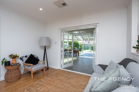 Property photo of 14 Shackleton Avenue Hillarys WA 6025