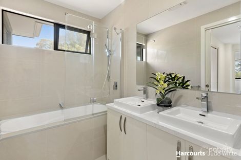 Property photo of 1/3 Folkestone Road Glen Waverley VIC 3150