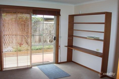 Property photo of 2/2 Moore Street Colac VIC 3250