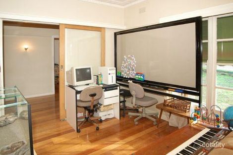 Property photo of 30 Harborne Street Macleod VIC 3085
