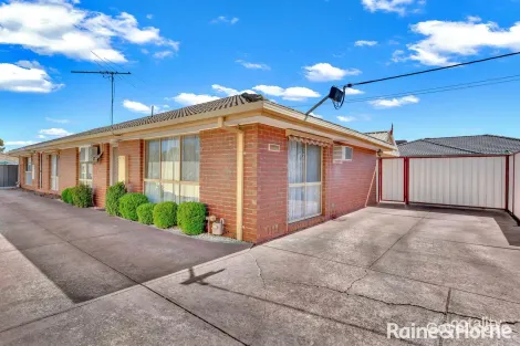 Property photo of 1/15 Northern Crescent Craigieburn VIC 3064