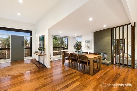Property photo of 30 Mountain View Road Mount Eliza VIC 3930