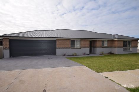 Property photo of 1/75 Sophia Road Worrigee NSW 2540