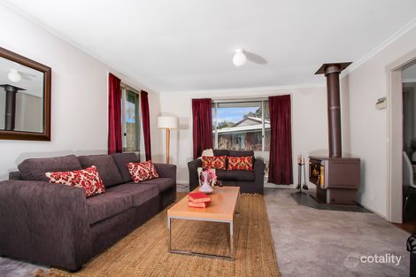 Property photo of 5 Luther Place Macgregor ACT 2615