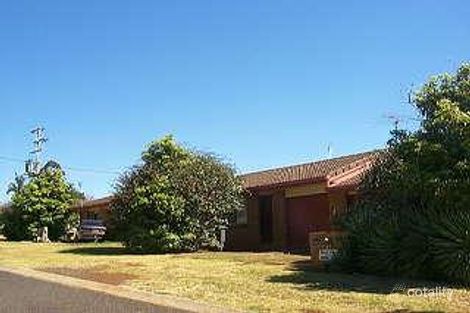 15 Makepeace St, Rockville, QLD 4350