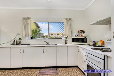 Property photo of 5 Jackson Close Westcourt QLD 4870