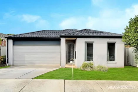 Property photo of 18 Mallow Street Brookfield VIC 3338