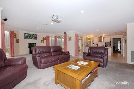 Property photo of 8 John Monash Drive Skye VIC 3977