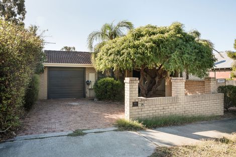 Property photo of 1/1 Cleopatra Street Palmyra WA 6157