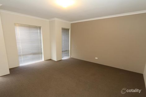 Property photo of 4 Clarence Crescent Millbridge WA 6232
