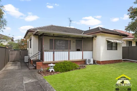 15a Wolseley St, Fairfield, NSW 2165