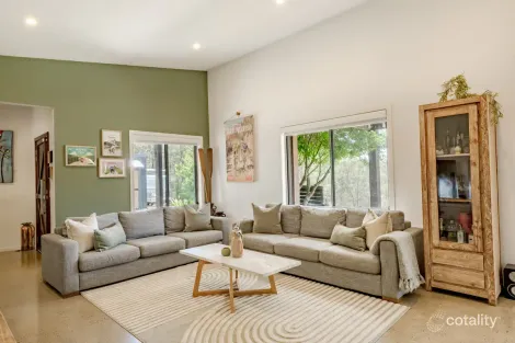 Property photo of 6 Correa Close Millingandi NSW 2549