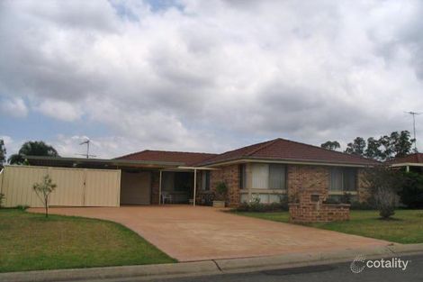4 Orange Ave, Claremont Meadows, NSW 2747
