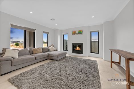 Property photo of 45 Margot Circuit Kalkallo VIC 3064