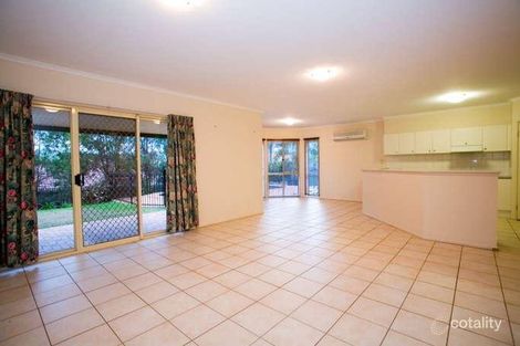 Property photo of 101 Cribb Road Carindale QLD 4152
