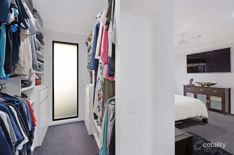 Property photo of 9 Gecko Place Ningi QLD 4511