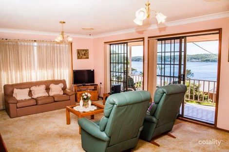 Property photo of 17 Noamunga Crescent Gwandalan NSW 2259